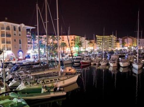 Port Frejus Cap Hermes Vue Mer Et Port Pieds Dans L'Eau Piscine Pkg Extérieur photo